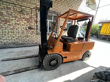 eafc 25: Погрузчик, 1993 г., Колесный, Вилочный — 2