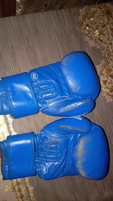 Əlcəklər: Adidas arginal dəri 70 azna alınıb priblemi yoxdur barter olar görüşüb — 2