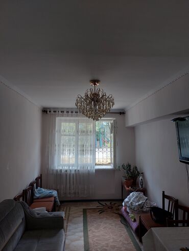 командировочные квартиры: 3 комнаты, 65 м², 104 серия, 2 этаж
