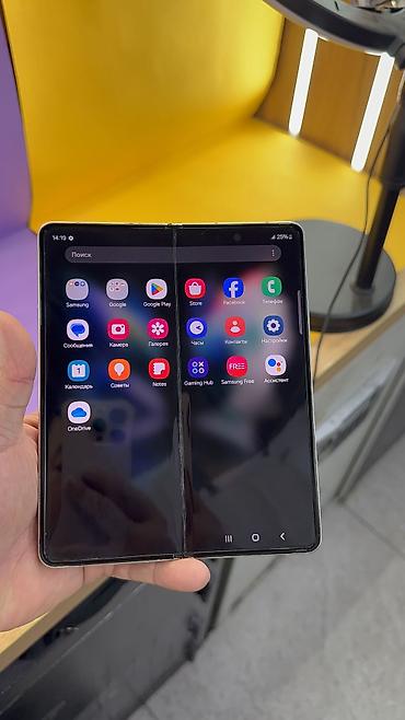 galaxy folder: Samsung Galaxy Z Fold 3, Б/у, 256 ГБ, 1 SIM, eSIM — 2