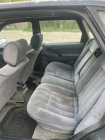 ремонт golf: Volkswagen Passat: 1989 г., Механика, Бензин, Седан — 10