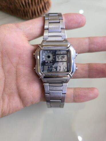 электронный саат: Электронные наручные часы Casio с прямоугольным корпусом из