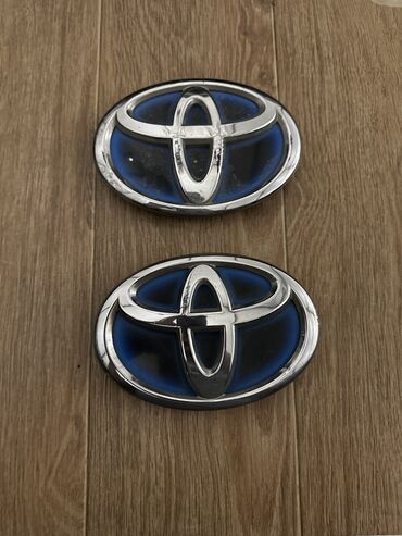 дек тико: Эмблема Toyota оригинал