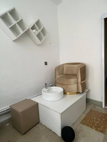 Digər kommersiya daşınmaz əmlakı: Nəsimi rayonu, Tibb universitetinin yaxınlığında, yeni tikili binanın — 6