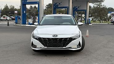 Hyundai Elantra: 2021 г., Газ, Седан at lalafo.kg Hyundai Elantra: 2021 г., Газ, Седан