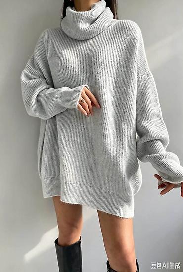 white tech fleece: Džemper-haljina sa rolkom, oversize kroja - Model: širok, ležeran — 4