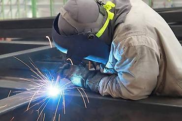 Обучение электрогазосварщиков Учебный центр «Профи» проводит lalafo.kg да Обучение электрогазосварщиков Учебный центр «Профи» проводит