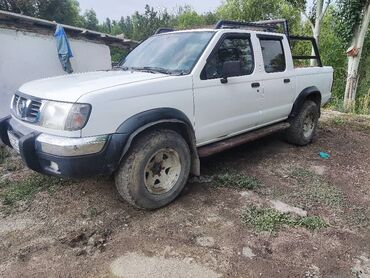 лизинг автомобиля: Nissan Pickup: 2003 г., 2.4 л, Механика, Бензин, Пикап