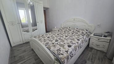 Продажа квартир: 3 спальни зал столовая кухня лоджия раздельный санузел 80. 5 кв +8 кв