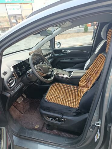 Другие Автомобили: Электромобиль Aion (кроссовер) — просторный салон, современная — 7