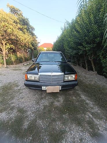 paneli: Mercedes-Benz 190: 0.2 l | 1990 il Sedan — 1