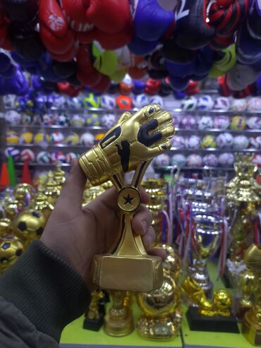 Статуэтки: Статуэтки для футбола
для уточнения цен писать на WhathApp — 11