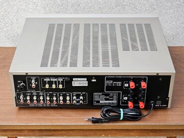 Pojačala i prijemnici: Denon PMA-500V – stereo integrisano pojačalo - Serija: Precision — 10