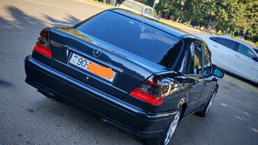 Mercedes-Benz: Mercedes-Benz 220: 2.2 l | 2000 il Sedan — 3