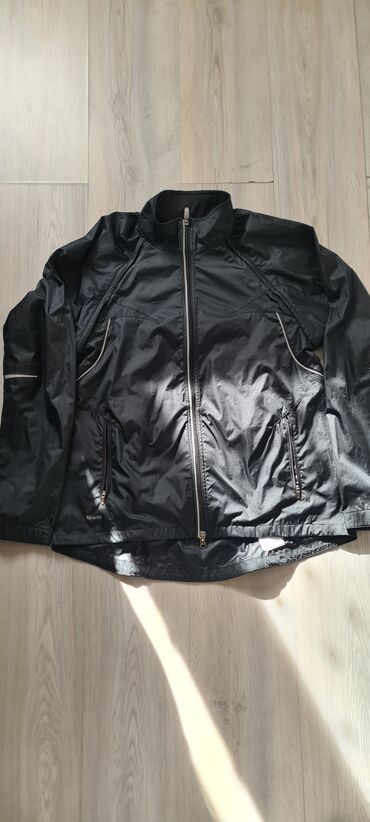 crne jakne: Nike suskavac-jaknica,original velicina XL decji,a odgovara S i M