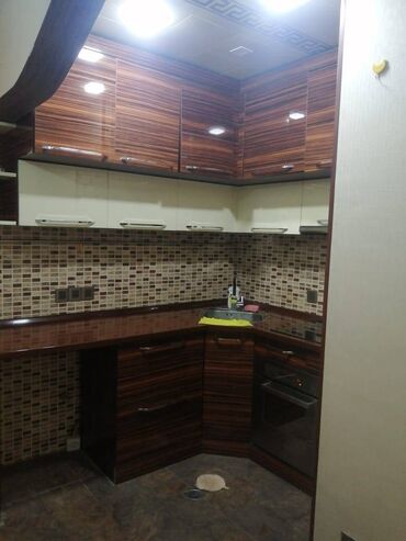 Uzunmüddətli kirayə mənzillər: Razində Ülvi şadlıq sarayının yanı 20 mərtəbəli binanın 6-cı mərtəbəsi -da lalafo.az — 5 Uzunmüddətli kirayə mənzillər: Razində Ülvi şadlıq sarayının yanı 20 mərtəbəli binanın 6-cı mərtəbəsi — 5