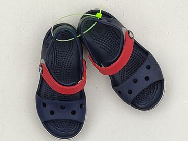 czarne sandały na koturnie born2be: Sandałki Crocs, 15 i mniejsze, Używany w lalafo.pl czarne sandały na koturnie born2be: Sandałki Crocs, 15 i mniejsze, Używany