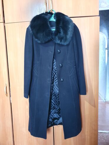 чёрное кашемировое пальто: Пальто, Классика, Зима, Кашемир, По колено, Приталенная модель