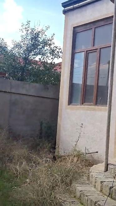 sumqayit satilan evler: Satılır: Həyət evi və torpaq sahəsi - 4 tərəfi hasarlı, darvazalı — 4