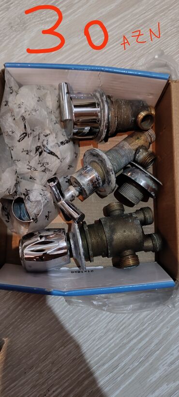 Su qızdırıcı kranlar: Smistitellər. Mətbəx, hamam, axtafa, moydadır, tulpan, djakuzi üçün 5 — 20