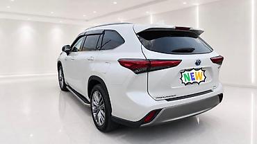 2022: Toyota Highlander: 2022 г., 2.5 л, Автомат, Гибрид, Внедорожник — 2