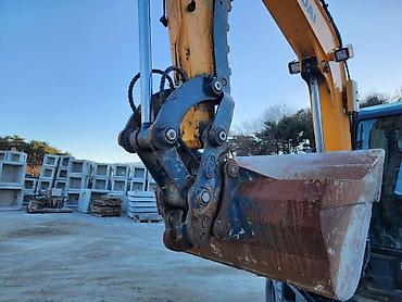 Услуги экскаватора: Экскаватор | Выкорчевывание пней, Траншеи, Котлованы — 2