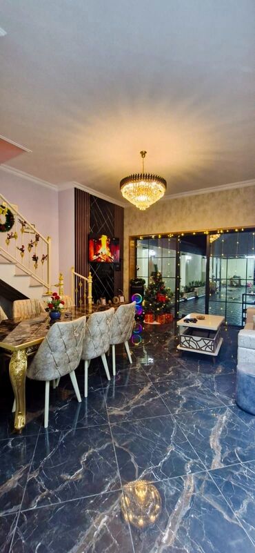 Günlük kirayə evlər: 300 kv. m, 4 otaqlı — 2