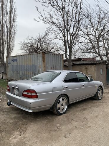 Nissan: Nissan Laurel: 1999 г., 2 л, Автомат, Бензин, Седан