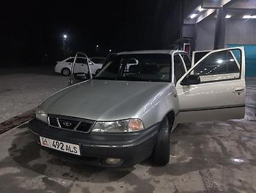 арзан машине: Daewoo Nexia: 2004 г., Кол менен иштөөчү, Бензин, Седан — 2