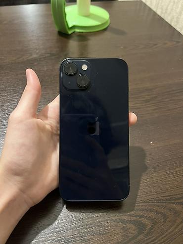 apple notebook: IPhone 13, Qara — 3