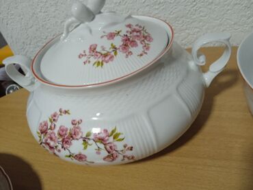 Kompleti posuđa: Vintage rebrasti servis za ručavanje i večeru, ukupno 10 delova — 7