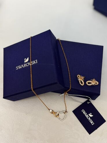 qaqa dəsti: В комплекте: Серьги, Swarovski