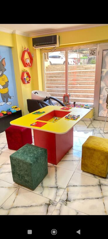 стеклянный стол: Uşaq üçün LEGO oyun masasının dəsti - Parlaq rənglər: sarı üst