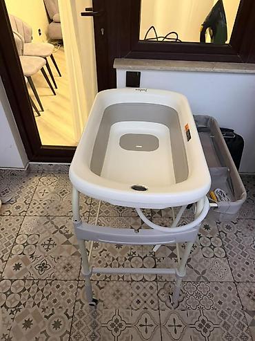 Çoxfunksiyalı uşaq vannası və alt dəyiştirmə masası qiymeti 60man
