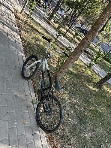 format velosiped: BMX велосипед для трюков и городского катания. Торг есть в комплекте — 1