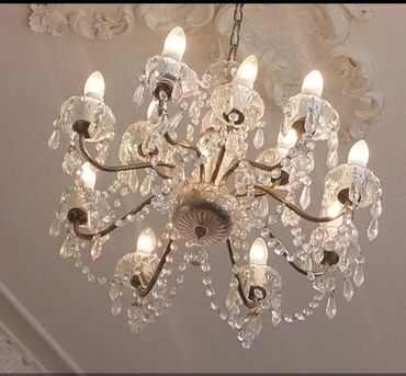 projektor isiq: Çılçıraq, 10 və daha çox lampa, Xrustal