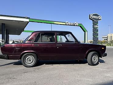 185 65 14 type 0: VAZ 2107 sedan – bənövşəyi rəng Texniki xüsusiyyətlər və təchizat: - — 4