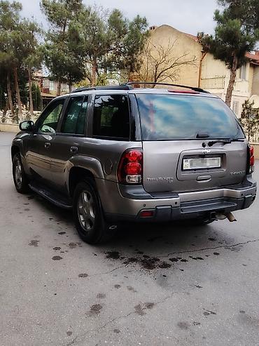sevrolet kruz: Chevrolet TrailBlazer LT – orta ölçülü SUV - Korpus: 5 qapılı, tünd — 2