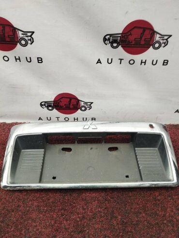 бишкек афто базар: Накладка на крышку багажника Mitsubishi Chariot Grandis N94W 4G64