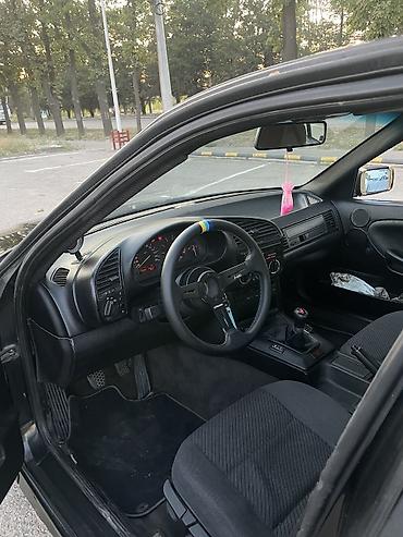 x7 пороги: BMW 3 series: 1991 г., 2.8 л, Механика, Бензин, Седан — 5