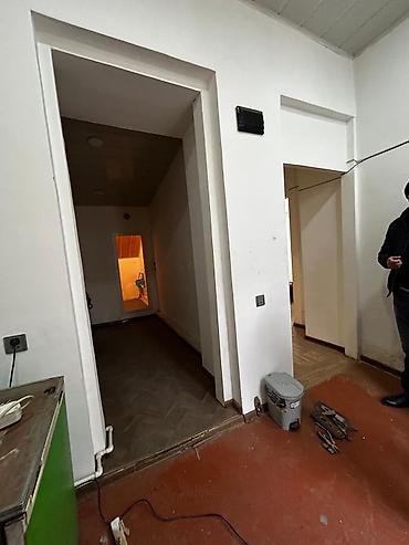 Mənzillər: Bakı, Kubinka, 4 otaqlı, Köhnə tikili, m. Nizami, 85 kv. m — 5