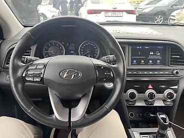 sprinter 4 4: Hyundai Avante: 2018 г., 1.6 л, Автомат, Бензин, Седан — 6