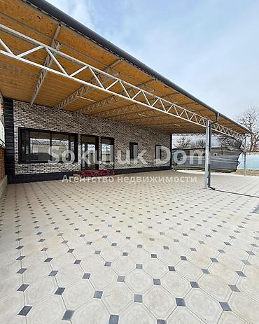 Продажа коттеджей и домов: 🏠Продаётся дом в с. Сокулук 🟡Комнаты: 4 🟡Участок: 8,8 соток ( по факту — 1