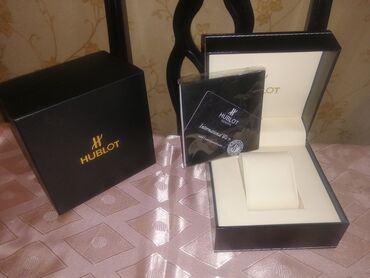 Tulumlar: Saat qutusu hublot