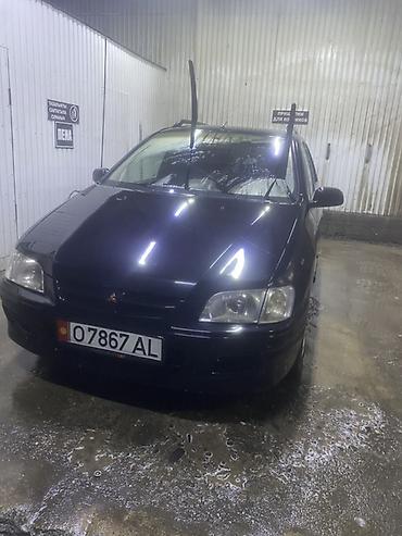 Mitsubishi Space Star: 2001 г., 1.6 л, Кол менен иштөөчү, Бензин, Хетчбек — 2
