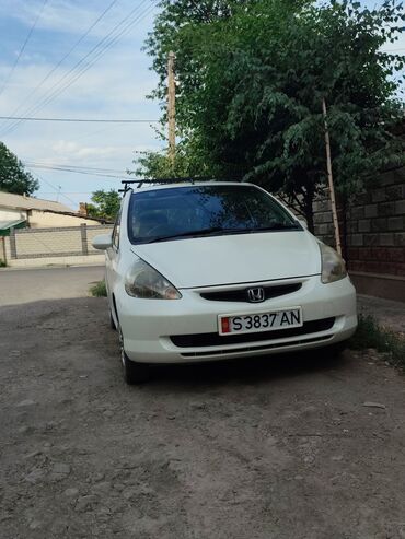 автомобили в рассрочку без первоначального взноса: Honda Fit: 2003 г., 1.5 л, Вариатор, Бензин, Хэтчбэк