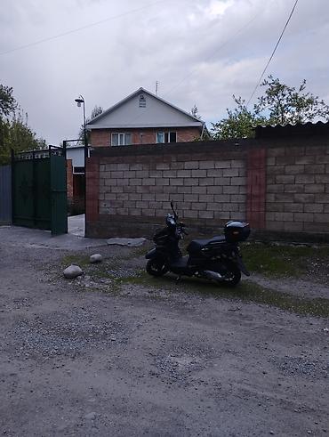 Продажа коттеджей и домов: Продаю двухэтажный дом улица тюлебердиева 24, 11. соток очень удобном — 9