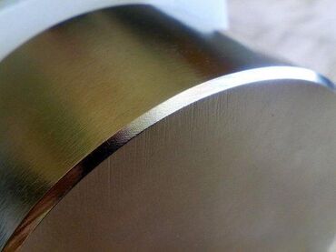 Proizvodi od rolovanog metala, metalni kanali: -Cena magneta je po komadu i u milimetrima . -Magneti kod mene su — 5