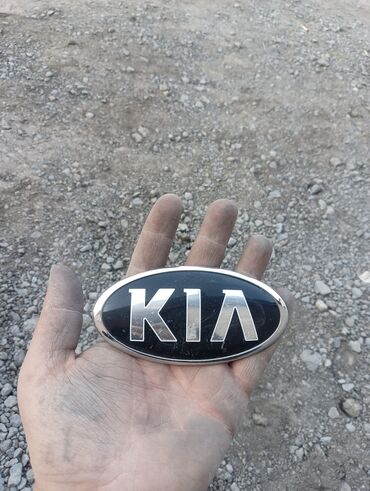 чехлы на гольф: Эмблема KIA (овальная) - Оригинальный овальный шильдик/логотип KIA -