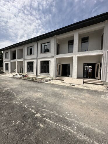 очень срочно дом: Таунхаус, 150 м², 5 комнат, Собственник, ПСО (под самоотделку)